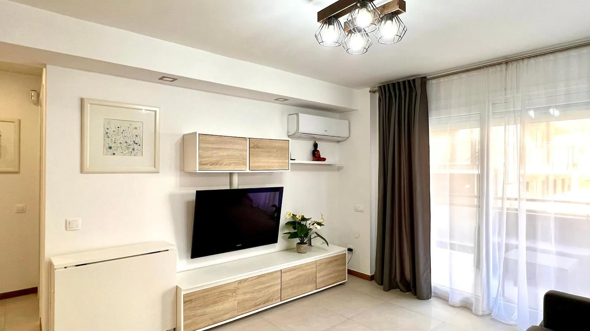 Διαμέρισμα Confortable Apartamento En La Pineda
