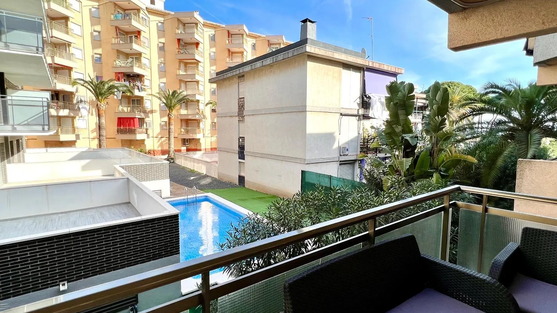 Confortable Apartamento En La Pineda Apartment